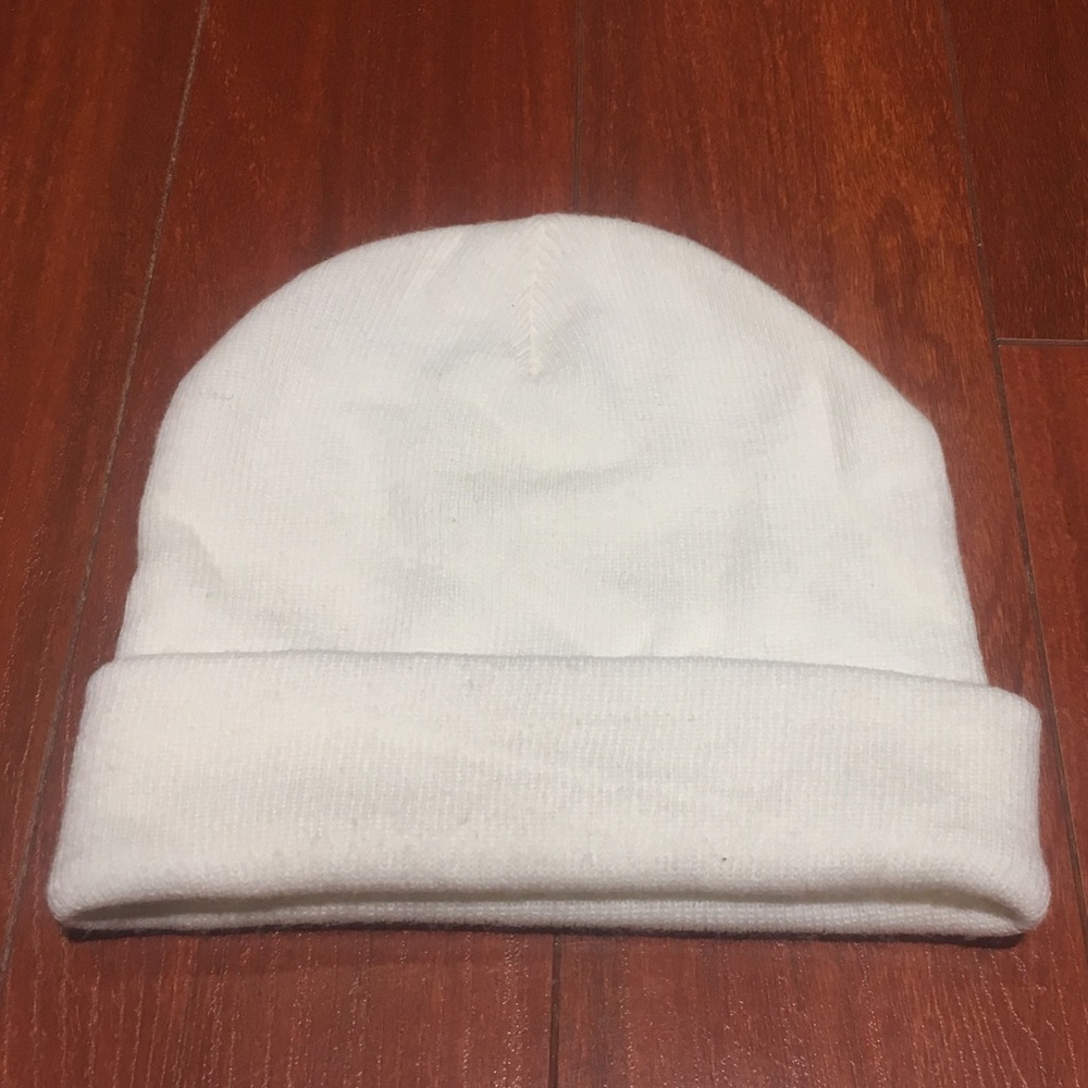 Beanie - Picture 2 of 3